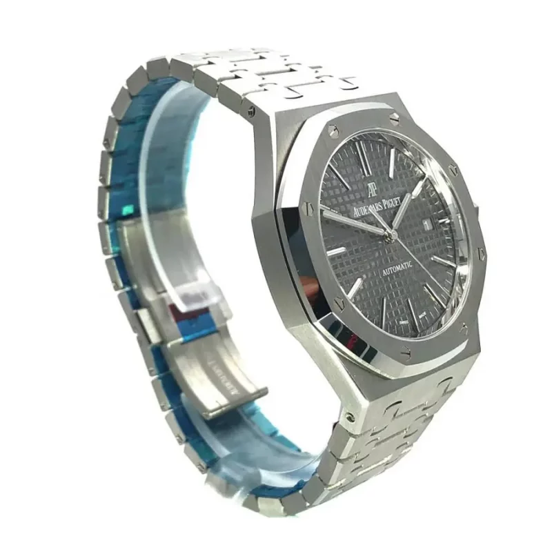 Audemars Piguet Automatic Royal Oak 15400ST.OO.1220ST.04